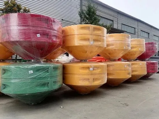 해상 부표는 현재 속도를 모니터링하기 위해 바다 내 항해를 돕습니다.